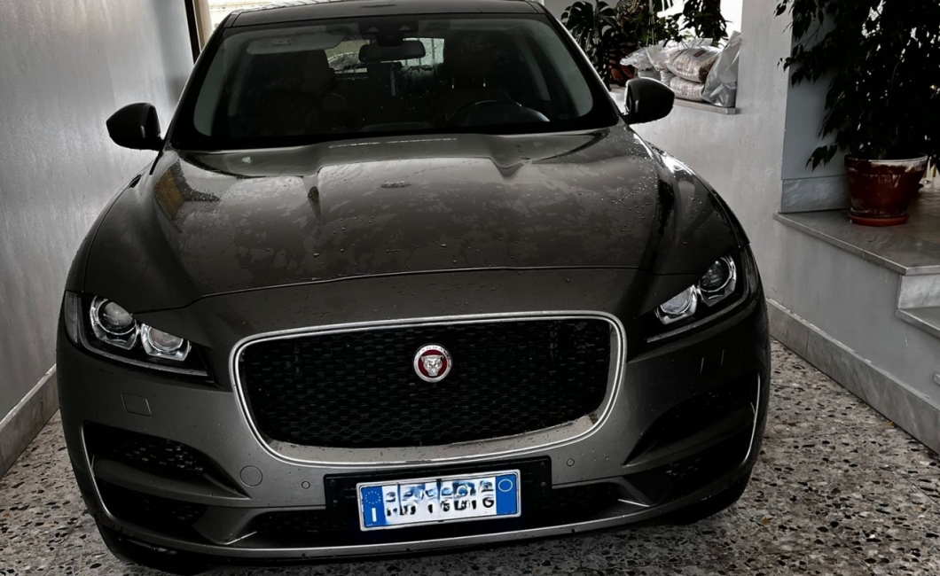 jaguar f pac..